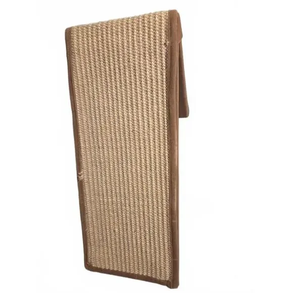 Vertical Sisal Cat Scratcher | 10/2020 - JuiJiang Ivzhouyuan Wood Industries