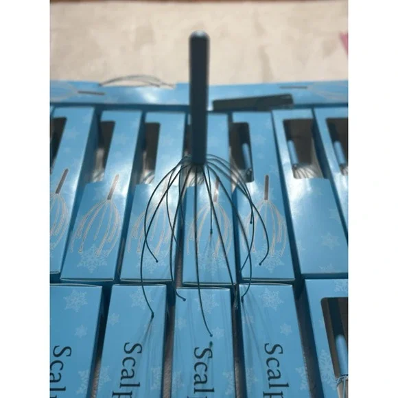 Head Massager Scratcher Neck Massage Scalp Relax Calm Stress Relief Octopus