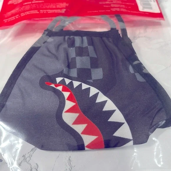 Sprayground Sharks in Paris Side Shark 3