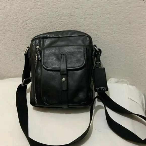 Tumi Laredo Frisco Town Black Leather Messenger Bag, Silver Hardware