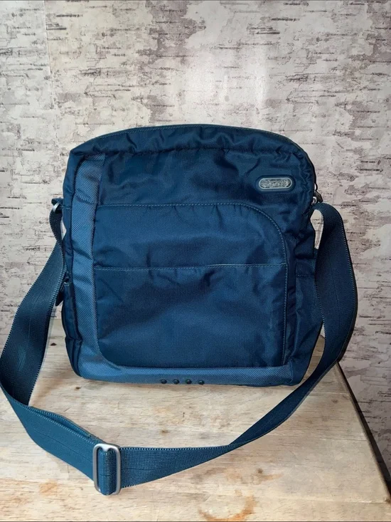 Tumi Navy Blue Messenger Crossbody Bag