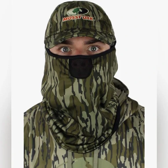 NWT Mossy Oak Quikcamo hunting hat