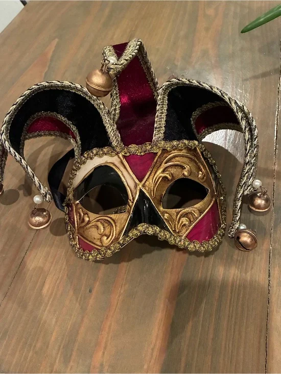 Jester Mask hanpainted in Italy