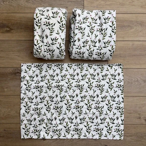 Twin Flannel Sheet Set Holiday Holly‎ Christmas Cotton Cozy Soft Winter