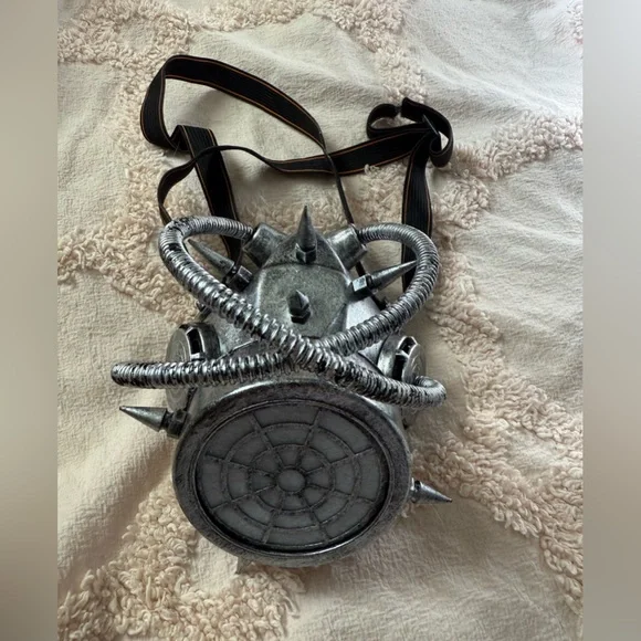 Silver Color Steampunk Respirator Mask with Spikes and Tubing