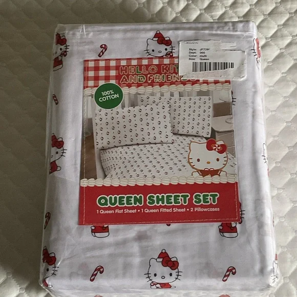 Hello Kitty Sheet Set - White and Red