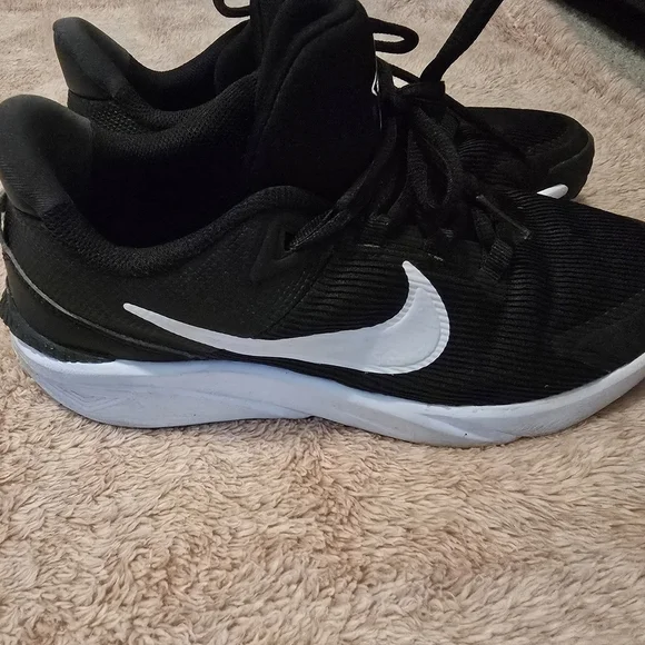 Nike Black and White Athletic Shoes