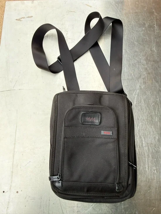Tumi Black Crossbody Shoulder Bag iPad Messenger Bag