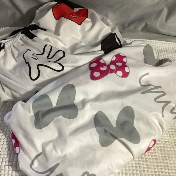 Disney Mickey & Minnie Mouse Twin Fitted Sheets Set of 2 EUC