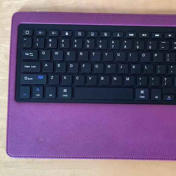 Plum Purple Tablet/ipad 9.7 Bluetooth Keyboard 8.5