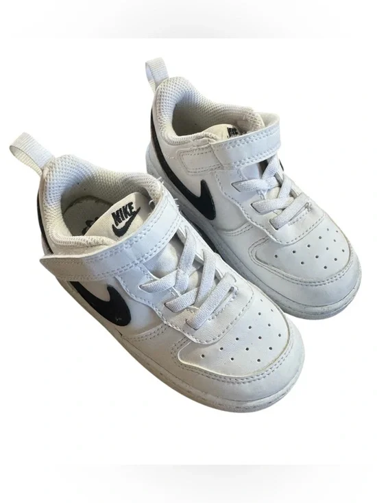 Nike Air Force 1 Toddler & Nike Court Toddler sneakers white bundle Sz 8C