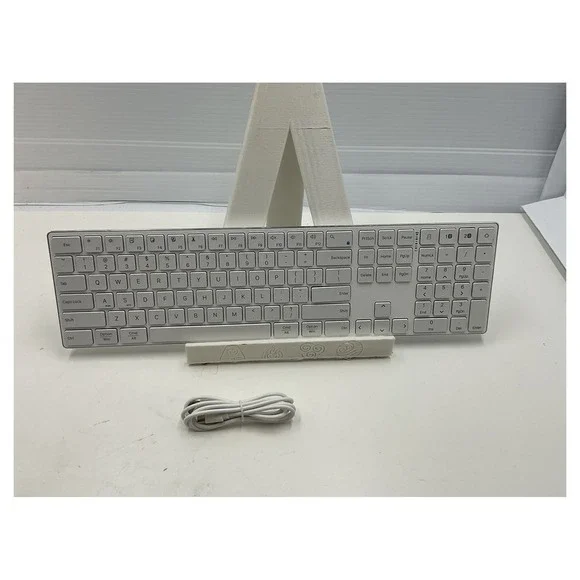 TIETI K02BT Wireless Keyboard‎ Rechargeable Slim