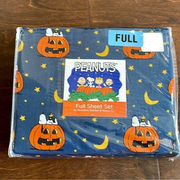 New Peanuts Snoopy Spooky Halloween Full Size Sheet Set Pumpkin Moon stars