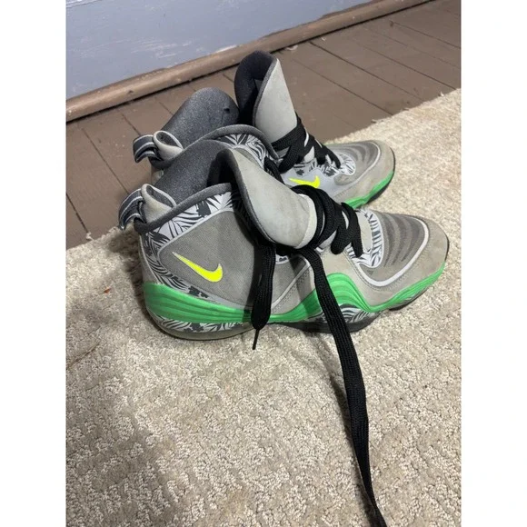 Nike Little Posite Pro Kids Basketball Shoes Green Grey Yellow Size 6.5Y‎