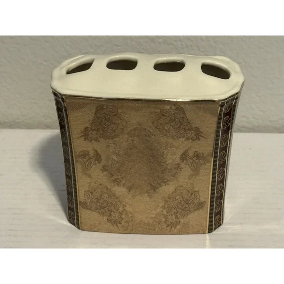 Croscill‎ Townhouse Ceramic Bathroom Toothbrush Holder Bathroom Accessory