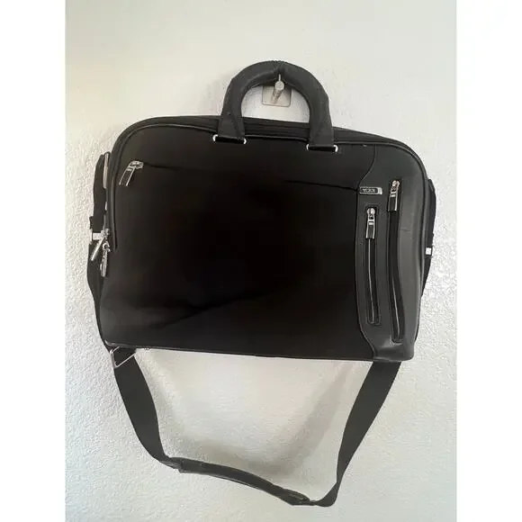 TUMI Arrive' Narita Slim Brief