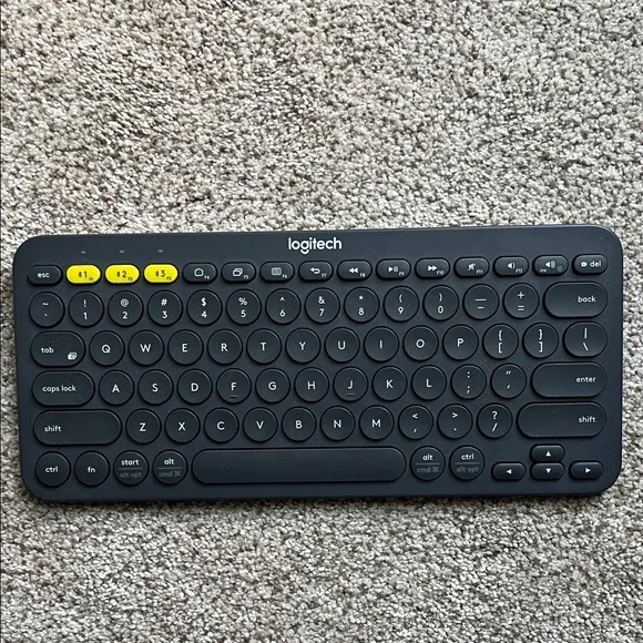 Logitech K380 Wireless Keyboard in Black