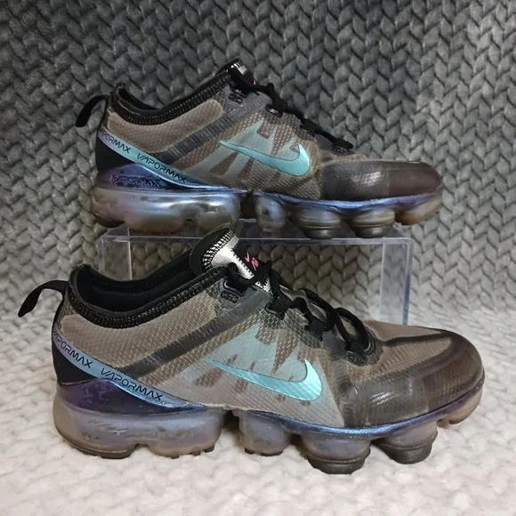 Nike Air Vapormax 2019 GS Throwback Future Running Shoes Size 5.5Y Women's 7