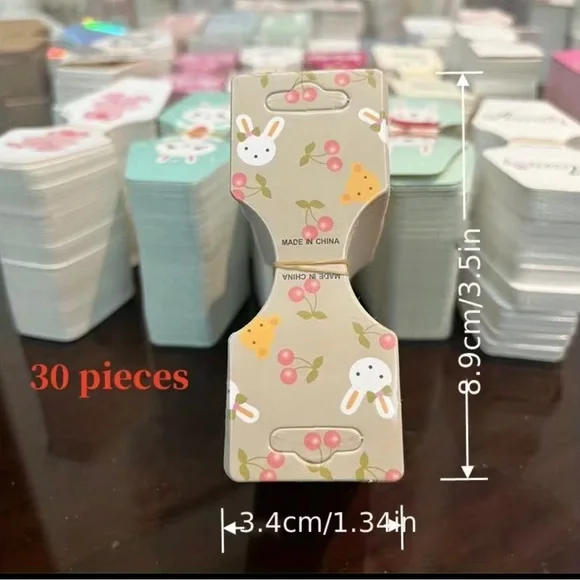 30 jewelry cards, ideal for necklaces, hair accessories