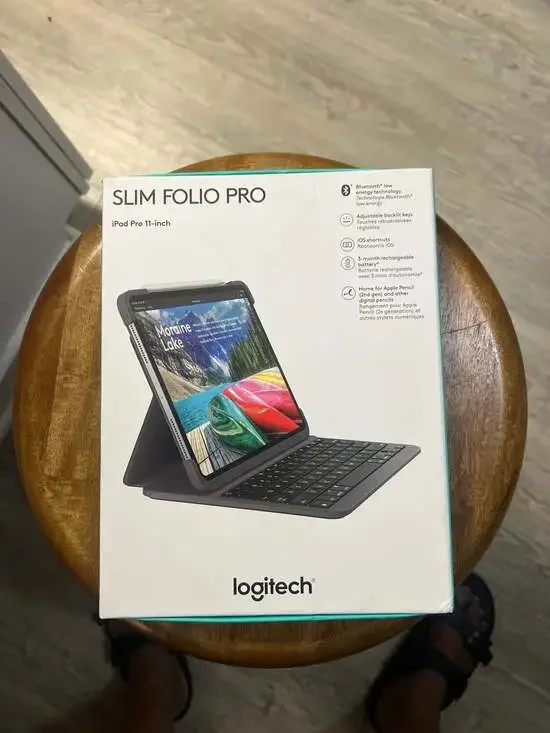 Logitech Slim Folio Pro Backlit Bluetooth Keyboard Case for iPad Pro 11-inch