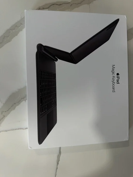 Apple Magic Keyboard - iPad 11in or iPad Air