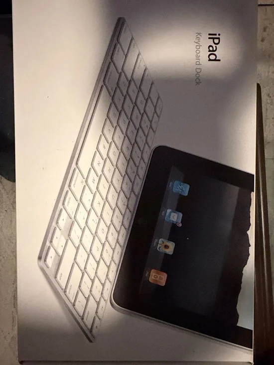 Apple iPad Keyboard Dock - White and Silver Aluminum