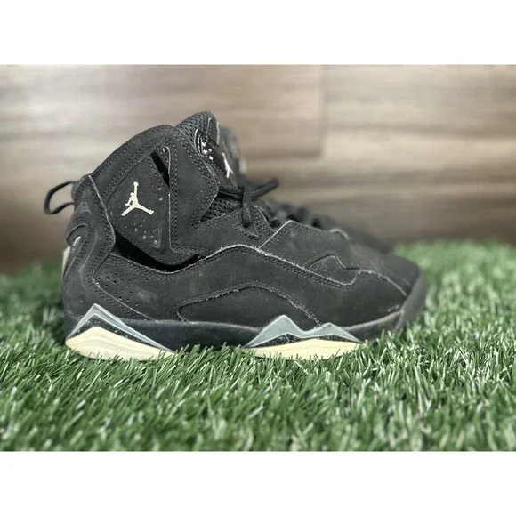 Nike Boys‎ Air Jordan True Flight 343795-010 Black Basketball Shoes Sneakers 7Y