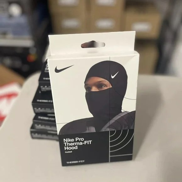 ⛷️ Nike Pro Hyperwarmer Ski Mask 🤿