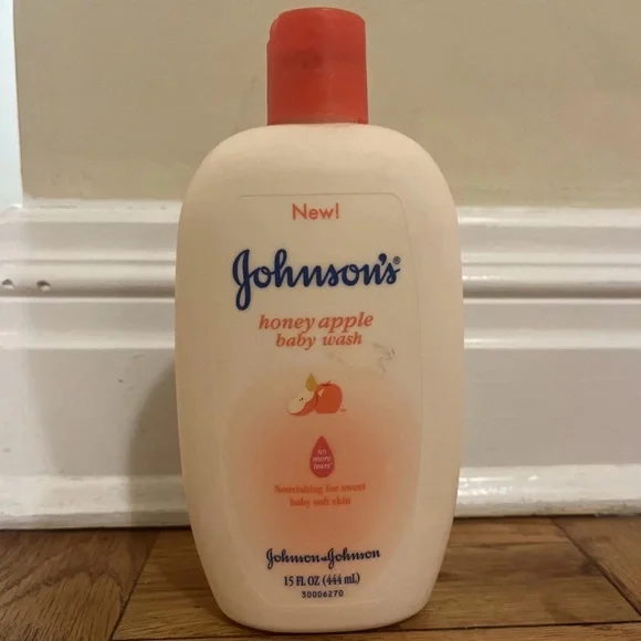 Johnson's Honey Apple Baby Moisture Wash Discontinued New Sealed 15 Oz.