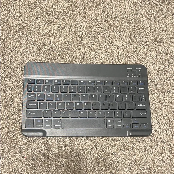 Wireless Bluetooth Keyboard - Black