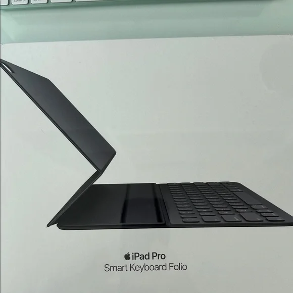 Apple iPad Pro Keyboard Folio - Dark Gray
