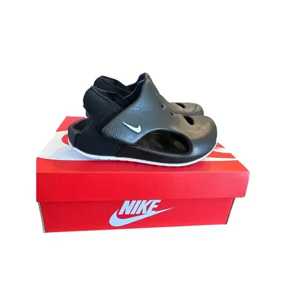 Boys Nike Sunray Protect 3. Size 9C