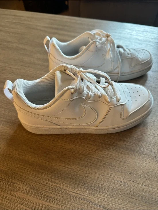 Nike Kids White Low-Top Lace-Up Sneakers