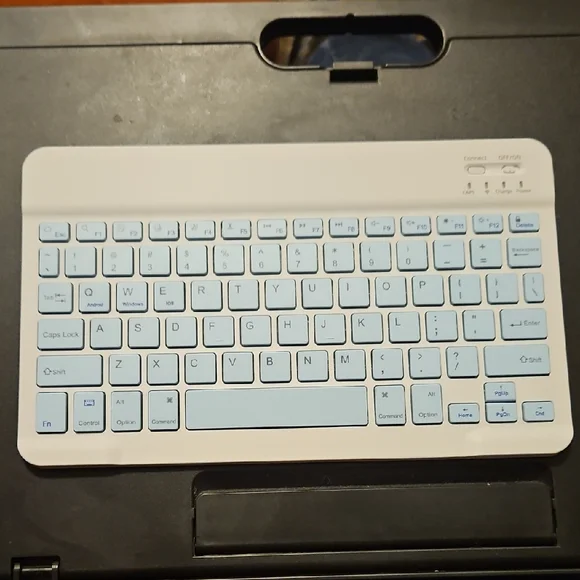 Bluetooth Tablet Keyboard