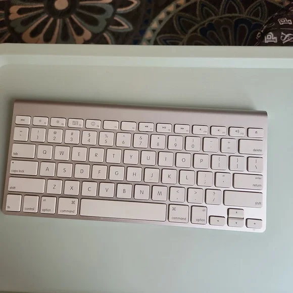Apple Wireless Keyboard