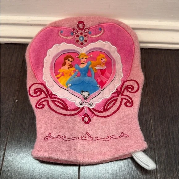 NWOT Disney Pink Princess Bath Mitt for Toddler Baby Girl Belle Cinderella Sleep