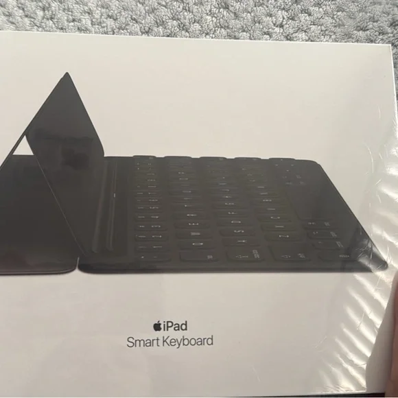 Apple iPad Smart Keyboard - Dark Gray