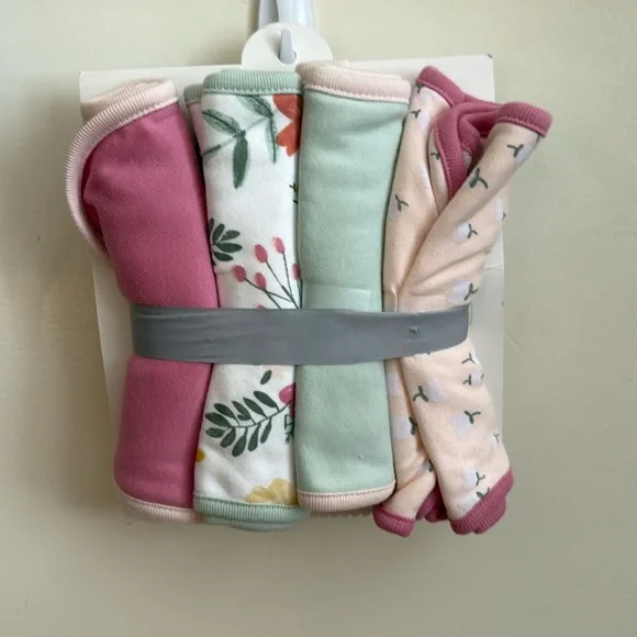 Baby burp cloths and shower‎ blanket new