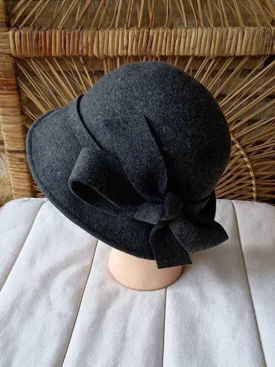 C. C Exclusives Women's WOOL Hat With Bow