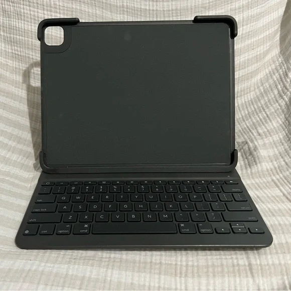 Logitech Slim Folio Pro