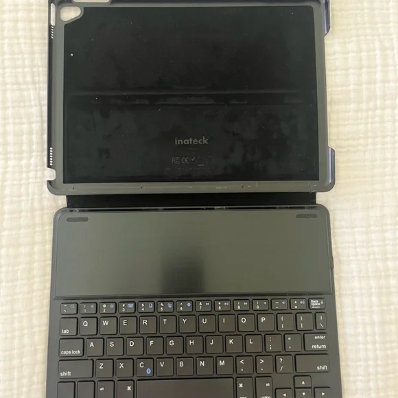 Black Tablet Keyboard Case