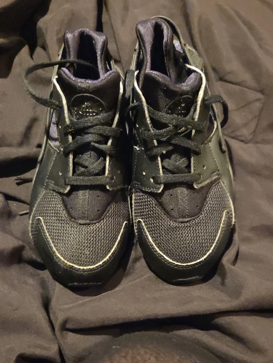 Nike Kids Black and Dark Gray Athletic Sneakers