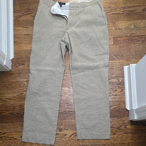 Banana Republic Tan Chinos Versatile Cotton-Blend