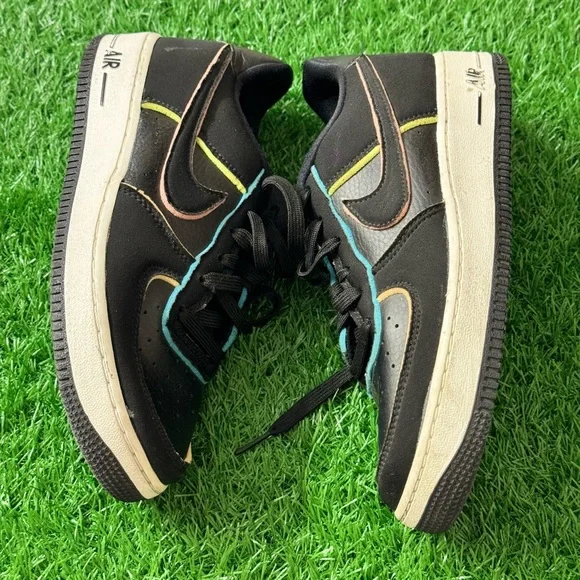 Nike Air Force 1 Low Black Pink Barely‎ Volt (GS)
