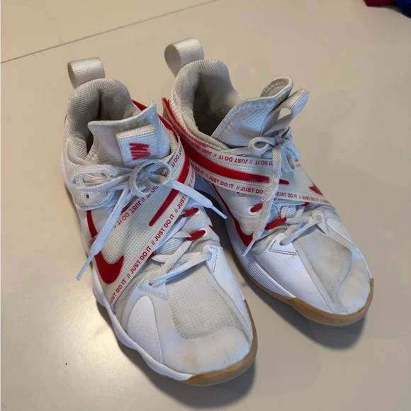 Nike React HyperSet White Red Size 7.5 Volleyball Shoes