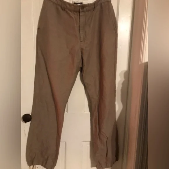 Pre owned, Slacks pants by; Banana Republic.size 35/34