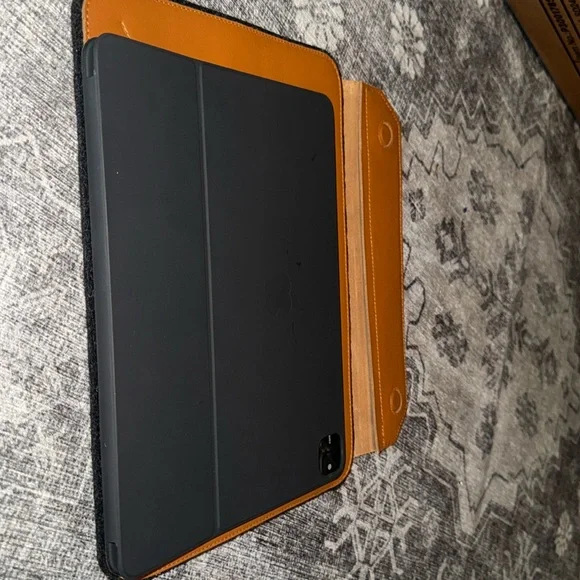 Apple iPad Pro Smart Folio and harber London case