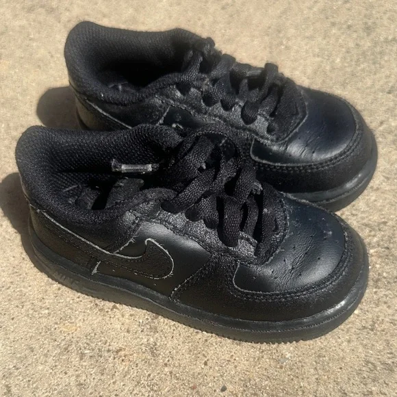Nike Little Kids' All-Black Low Top Sneakers