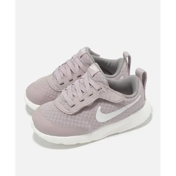 Nike Rose / Sail Tanjun EasyOn Sneakers Size 11C