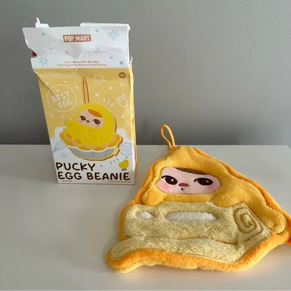 Pucky Egg Beanie Hand Towel Egg Roll